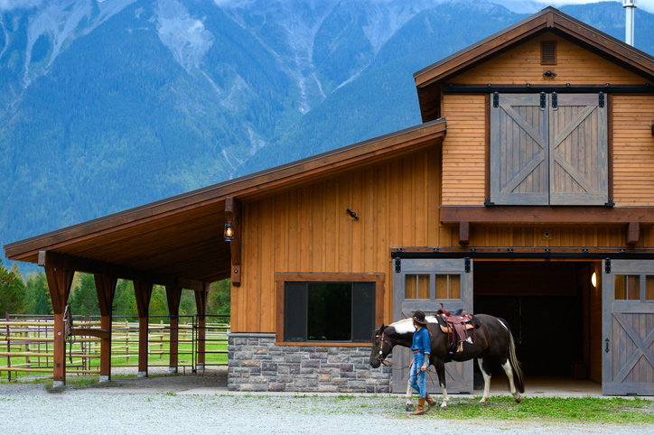 Applying for an equestrian loan to build a horse stable